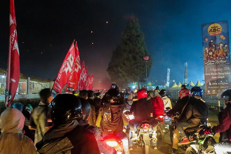 Kemacetan Parah di Dieng usai Acara Senandung Negeri di Atas Awan (03/08/2019).