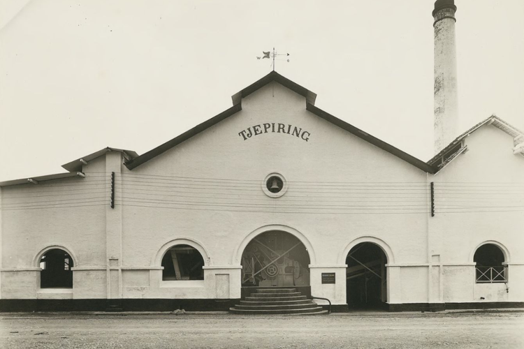 Pabrik Gula Cepiring, salah satu bangunan peninggalan era kolonial Belanda