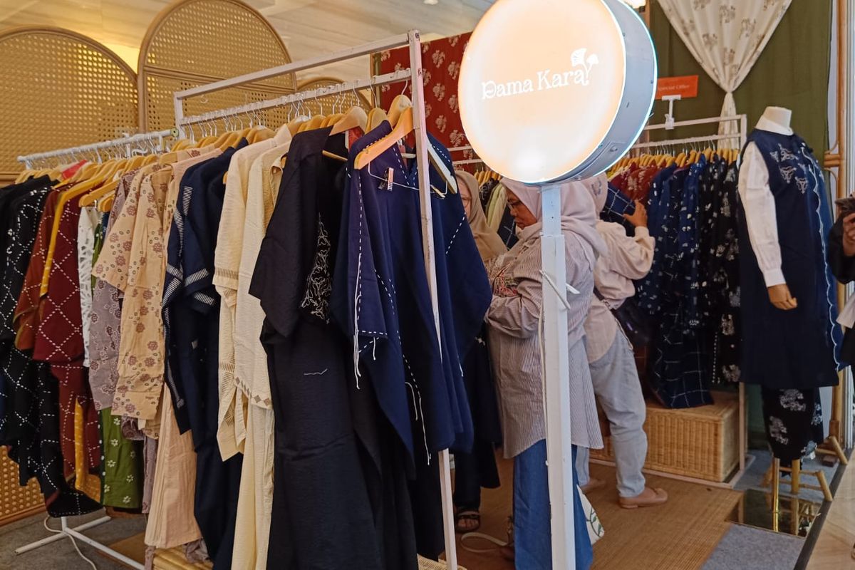 Brand lokal asal Bandung, Dama Kara. 