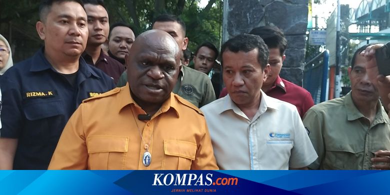 Desak DPR Sediakan Tempat Demo, Pigai: Negara Ini Ada karena Rakyat
