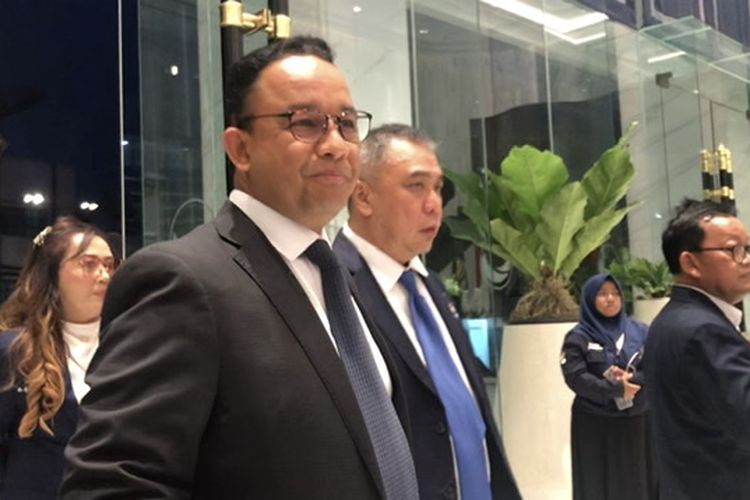 Mantan Gubernur DKI Jakarta Anies Baswedan di Nasdem Tower, Gondangdia, Menteng, Jakarta, Senin (17/10/2022). 