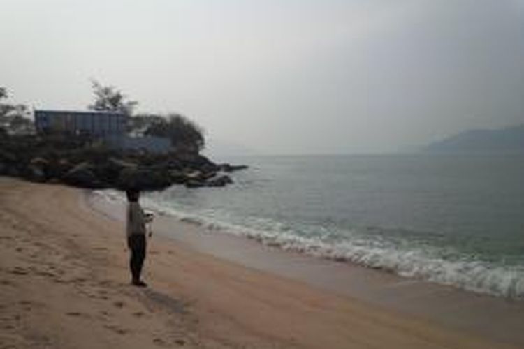 Pemandangan pantai di Cheng Chau Island.