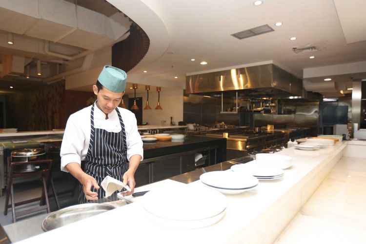 Suasana restoran Correlate Kuningan, Jakarta, Rabu (21/6/2017). Restoran milik salah satu chef terkenal yaitu chef Juna ini hanya menyajikan hidangan Perancis dan Jepang.