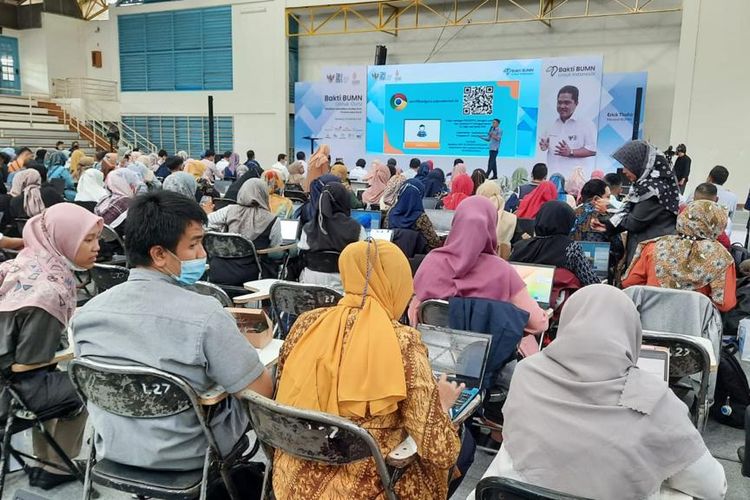 Sekitar 1.000 lebih guru di Sumatera Utara dibekali pelatihan dan biaya ganti ujian sertifikasi pengajar, Kamis (10/11/2022).