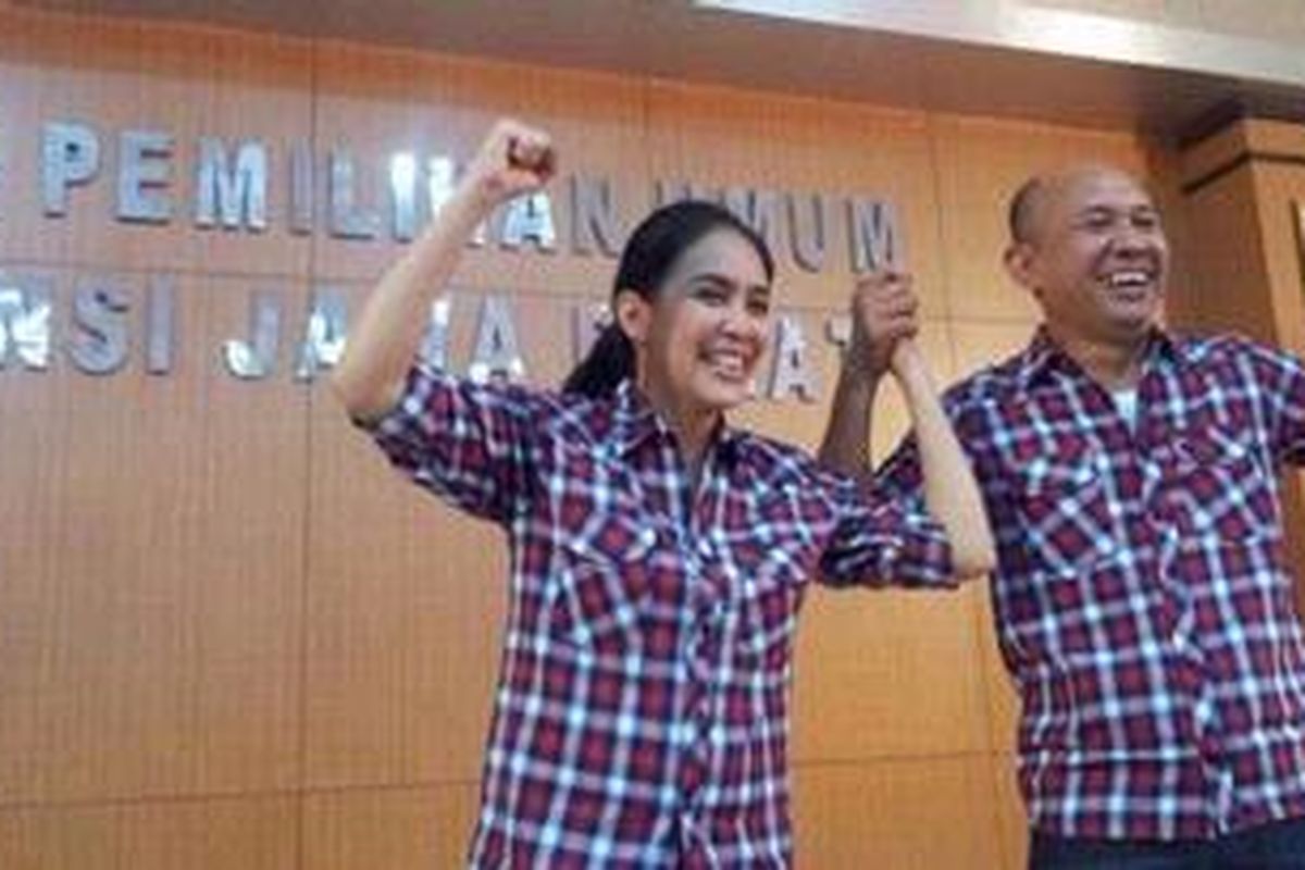 Pasangan calon Gubernur dan Wakil Gubernur Jawa Barat, Rieke Diah Pitaloka dan Teten Masduki, yang dicalonkan PDIP.