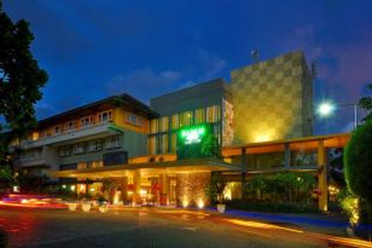 Harris, salah satu hotel kelas menengah yang menjamur di Bali.
