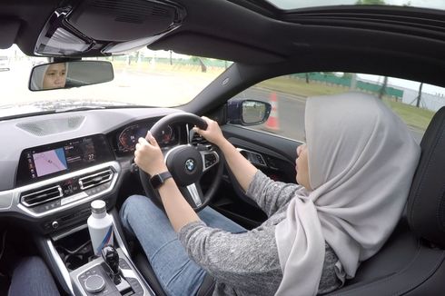 Kebiasaan Pengemudi Perempuan Bikin Busi Mobil Cepat Hitam