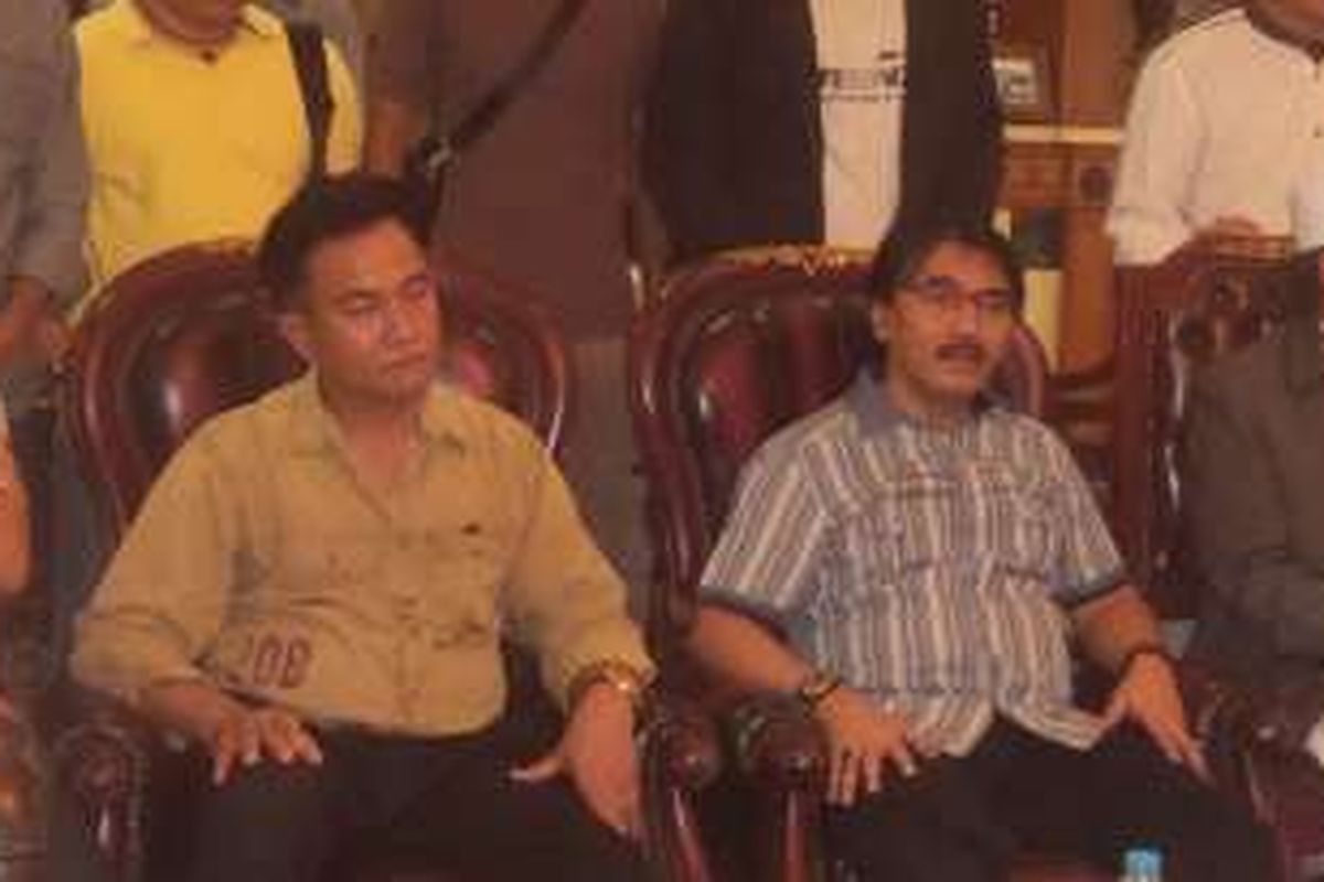 Dua bakal calon gubernur DKI Jakarta, Yusril Ihza Mahendra (kanan) dan Adhyaksa Dault saat bertemu di kediaman Adhyaksa di Kalibata, Jakarta Selatan, Sabtu (12/3/2016)