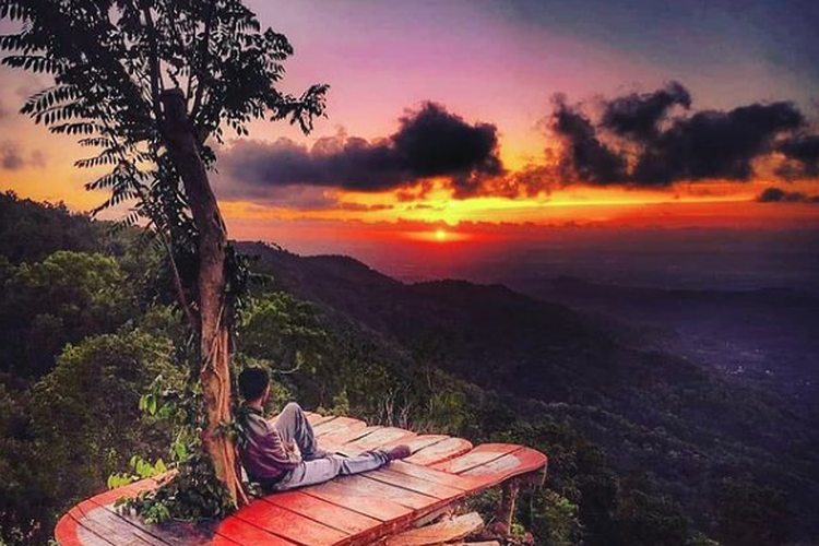 Bukit Lintang Sewu Yogyakarta