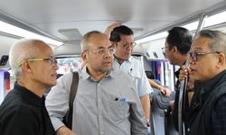 Tol Cisumdawu Diharapkan Dorong Pertumbuhan Ekonomi Baru di Jabar