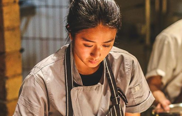 Pakai Baju Ini, Chef Renatta Buat Kontestan MasterChef Gagal Fokus ...