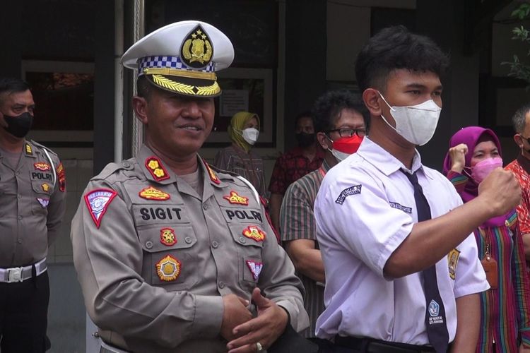 Saat Luthfi didatangi oleh Polrestabes Semarang di sekolahnya. Rabu (31/8/2022)