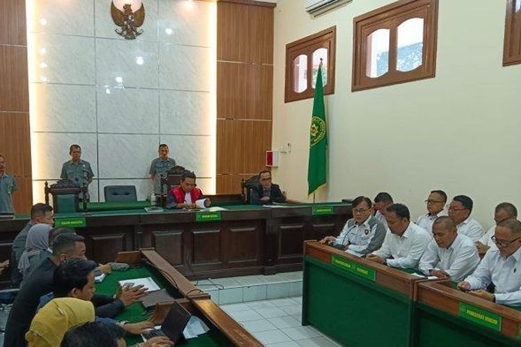Suasana ruang sidang praperadilan dengan tersangka Pegi Setiawan di Pengadilan Negeri Bandung, Selasa (2/7/2024). 
