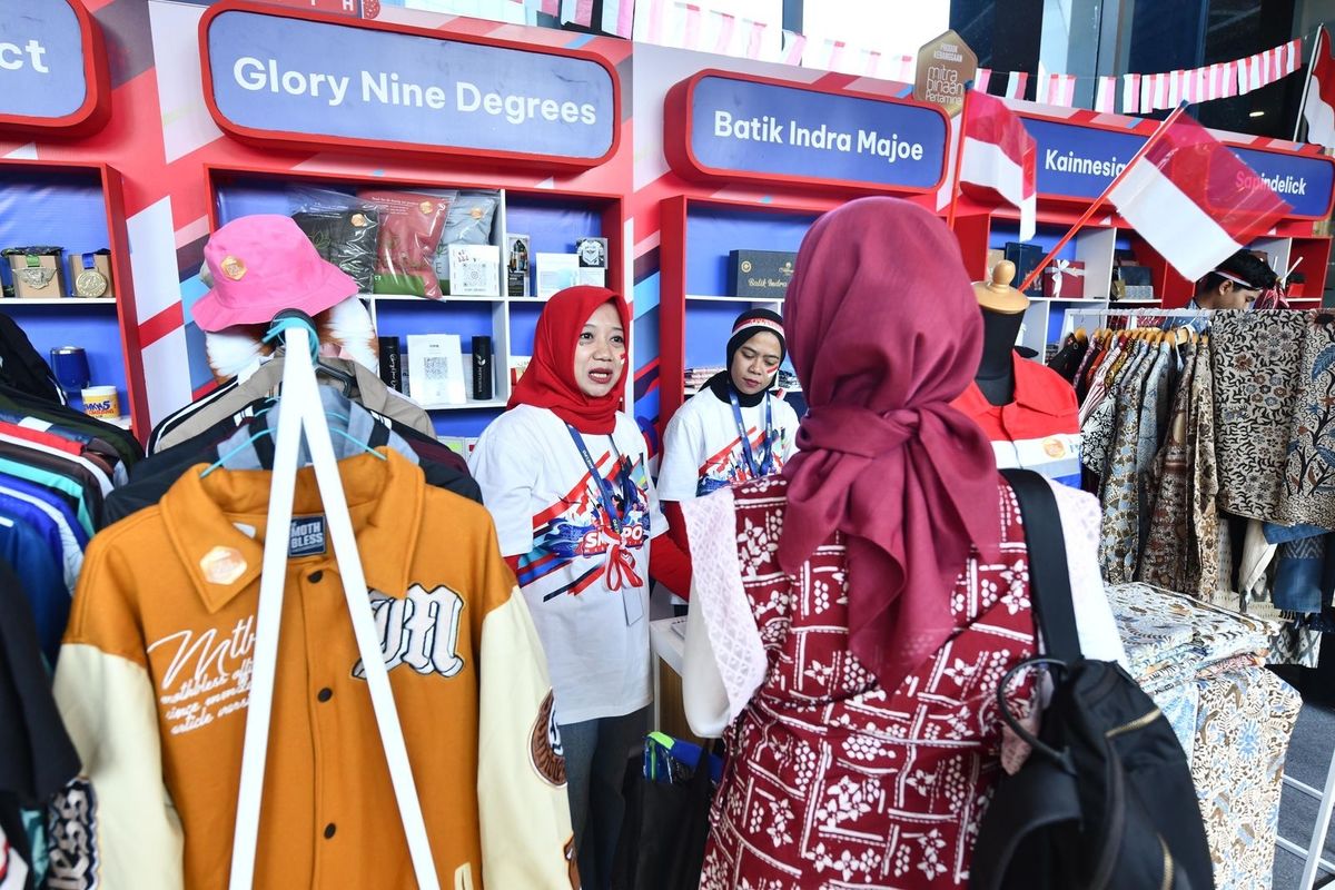 Pertamina SMEXPO Merah Putih meramaikan perayaan HUT ke-80 RI di Grha Pertamina, Jakarta. Melalui pameran dan temu bisnis SMEXPO Merah Putih, Pertamina berhasil memfasilitasi transaksi penjualan bagi UMKM binaan Pertamina hingga miliaran rupiah