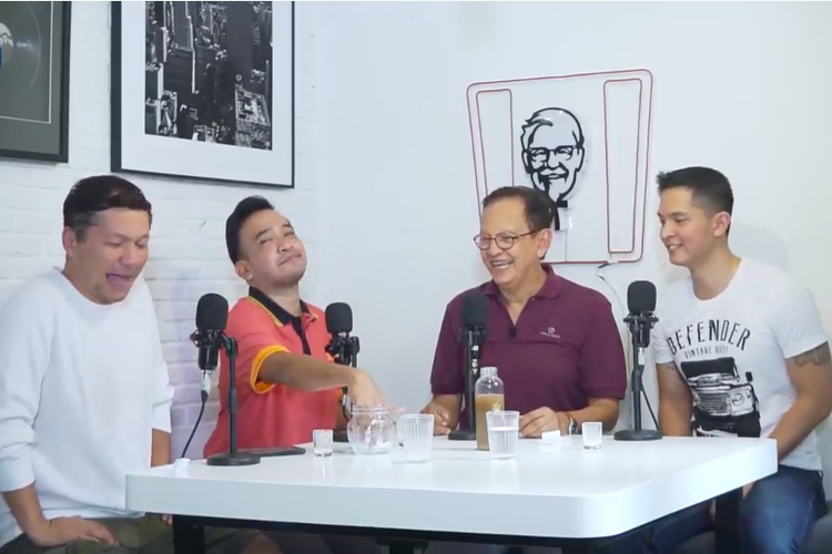 (Dari kiri) Gading Marten, Ruben Onsu, Roy Marten, dan Gibran Marten di kanal YouTube Marten and Friends.