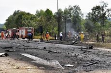 [KABAR DUNIA SEPEKAN] Pesawat Jatuh di Tol Malaysia | Luna-25 Rusia Hancur Tabrak Bulan