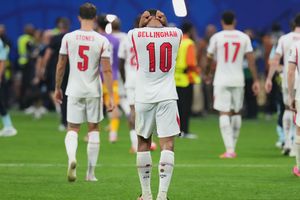 Gary Neville Ungkap Penyebab Inggris Terus Gagal di Turnamen Besar