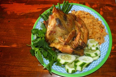 Resep Ayam Pencok Khas Jawa Tengah, Bakar Ayam Kampung Utuh
