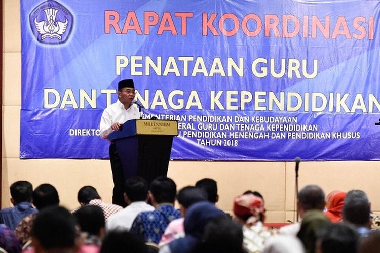 Menteri Pendidikan dan Kebudayaan (Mendikbud) Muhadjir Effendy saat membuka Rakor Penataan Guru dan Tenaga Kependidikan, di Jakarta, Kamis (15/11/2018)