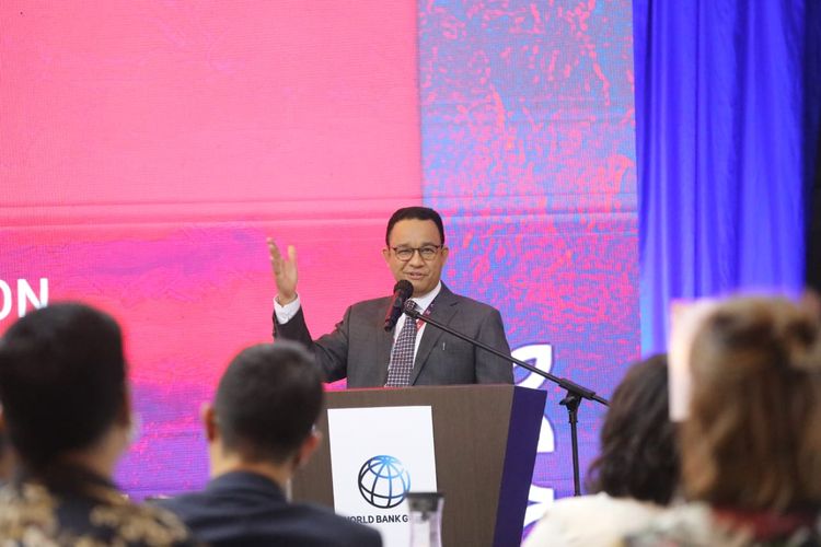 Gubernur DKI Jakarta Anies Baswedan ketika menjadi pembicara di forum Urban 20 Mayors Summit 2022 di Hotel Fairmount, Jakarta Pusat, Selasa (30/8/2022).