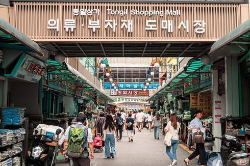 Belanja Baju di Korea Selatan, Ini Daftar Tempatnya