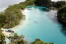 Cantiknya Laguna Pulau Rufas di Raja Ampat