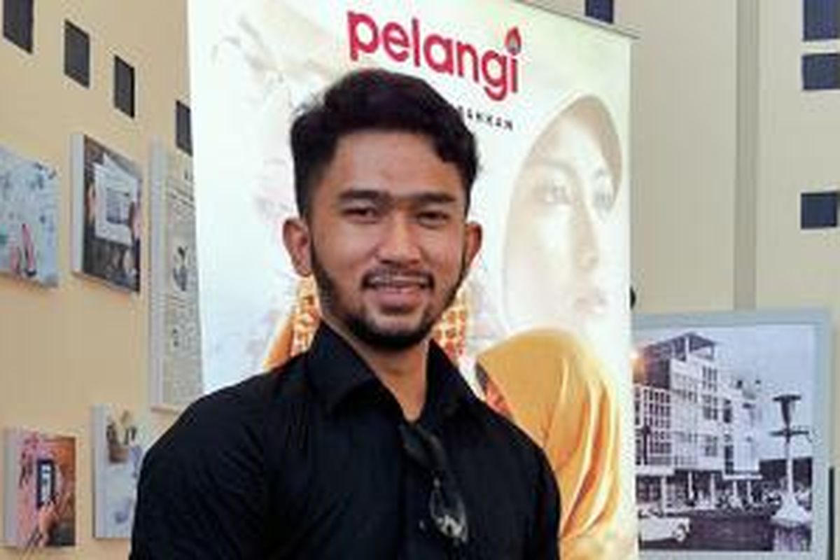 Alfie Alfandy menghadiri acara peluncuran film seri televisi Hijrah Cinta The Series di arena Jakarta Fair Kemayoran 2015, Sabtu (6/6/2015).