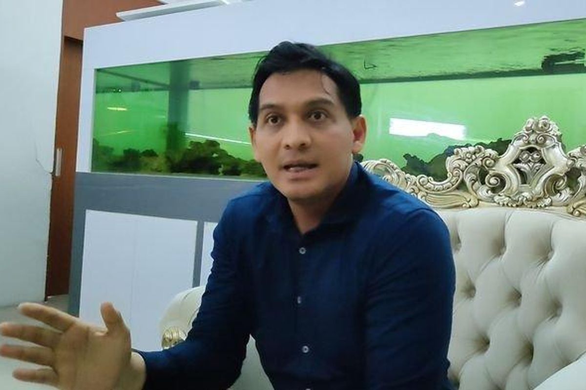 Wakil Bupati Indramayu, Lucky Hakim, saat ditemui pada Selasa (13/9/2022) malam. Lucky siap dipanggil DPRD Indramayu dalam sidang dan minta disiarkan langsung. 

