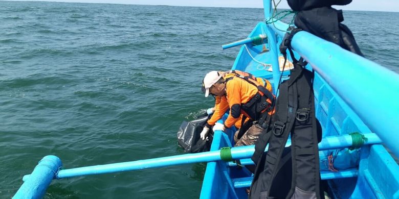 Tim Sar Temukan Jenazah Diduga Korban Terseret Ombak Di Pantai Goa Cemara Bantul Halaman All Kompas Com