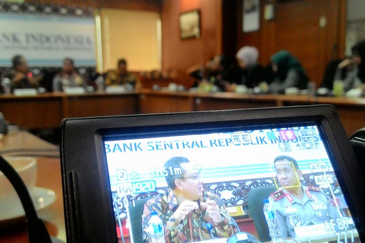 BI   bekerja sama dengan Polda Kaltim  untuk menangani praktik tak berizin penukaran valuta asing di Kaltim.  Kedua lembaga berniat melaksanakan penanganan dugaan tindak pidana di bidang sistem pembayaran dan kegiatan usaha penukaran valuta asing.