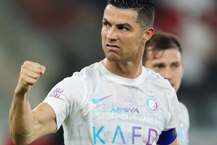 Cristiano Ronaldo membukukan dua gol penalti dalam kemenangan 5-2 Al-Nassr atas Al-Ittihad pada laga lanjutan Liga Arab Saudi, Rabu (27/8/2023). Ronaldo menjadi top skor 2023 dengan catatan 54 gol.