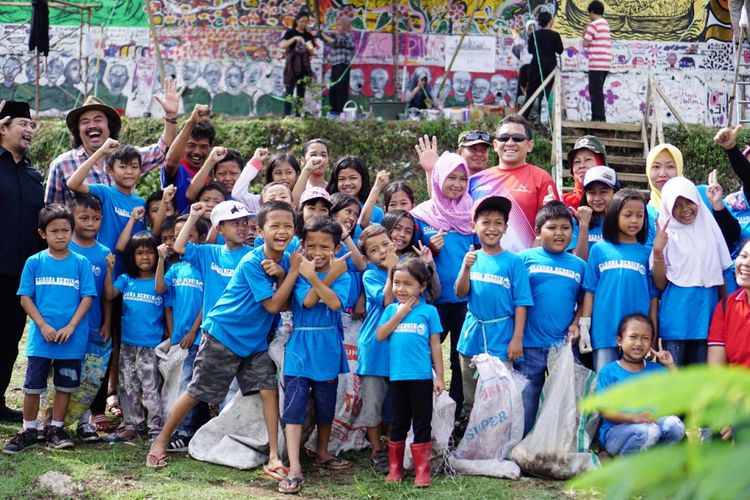 Kemenko PMK cek langsung revitalisasi Sungai Citarum, Minggu (4/11/2018).