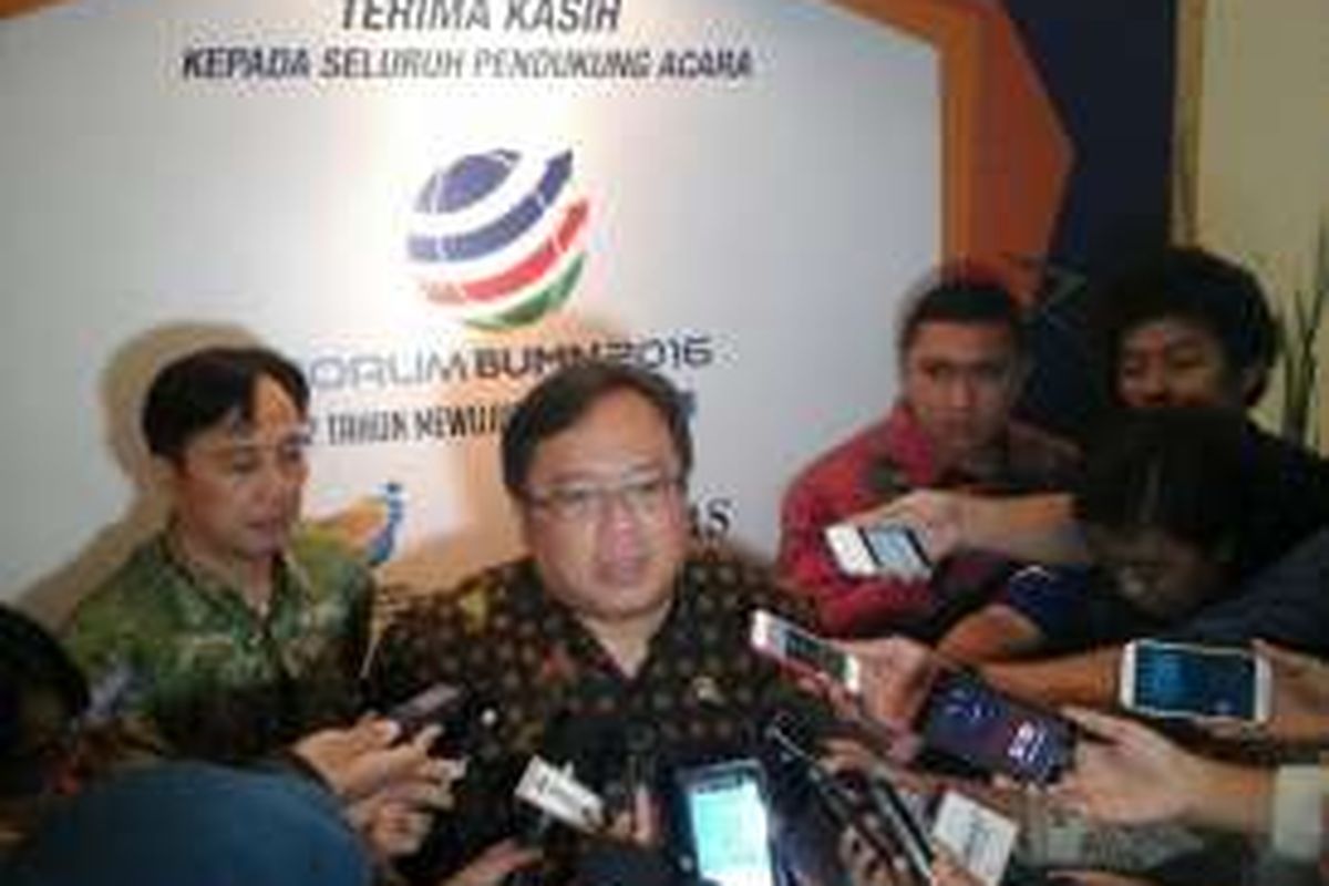Menteri Perencanaan dan Pembangunan Nasional, Bambang Brodjonegoro usai menghadiri acara Forum BUMN yang digagas Harian Kompas di Jakarta, Kamis (3/11/2016).