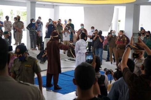 Saat Pandemi, Hukuman Cambuk di Aceh Tetap Digelar dan Dihadiri Banyak Orang, Ini Penjelasannya