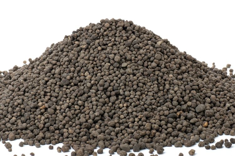 Ilustrasi pupuk kimia, pupuk fosfor. 