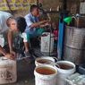 Stok Melimpah, Harga Minyak Goreng Curah di Magetan Mulai Turun Jadi Rp 13.500 Per Liter