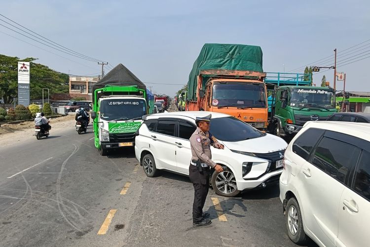 Sopir Truk Ungkap Detik-detik Kecelakaan Maut di Indramayu yang Tewaskan 12 Pengantar Pengantin