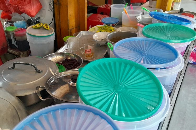 12 Toping Es Campur Ko Acia