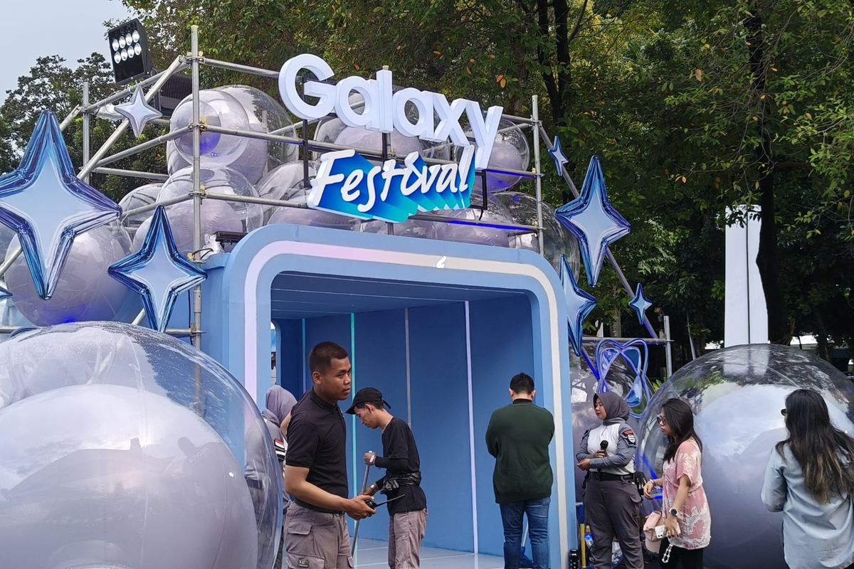 Samsung menggelar acara Galaxy Festival 2025 di Senayan, Jakarta, Minggu (16/2/2025). Acara ini digelar sebagai pengganti local launch yang biasa digelar setiap tahun. 