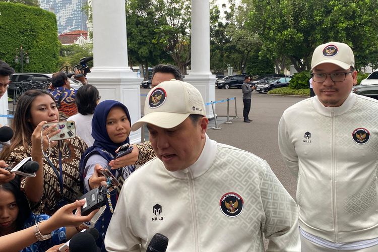 Menteri Pemuda dan Olahraga (Wamenpora) Erick Thohir menargetkan Indonesia akan finis di posisi 3 besar dalam klasemen akhir SEA Games 2025 di Thailand.  Hal ini disampaikannya saat menemani Presiden Prabowo Subianto melepas kontingen atlet Indonesia menuju SEA Games 2025 di Istana Kepresidenan Jakarta, Jumat (5/12/2025). 