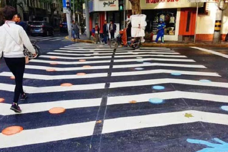 Zebra Cross, Awalnya Berwarna Kuning dan Biru Halaman all - Kompas.com