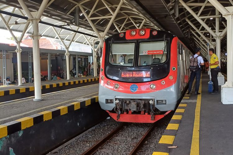 Berita Terkini Harian Jadwal Krl Solo Jogja 25 26 27 November 2025 ...