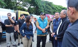 Tanggap Bencana Aceh Tamiang, Menkomdigi Hadir dengan Bantuan dan Sapaan Penuh Empati