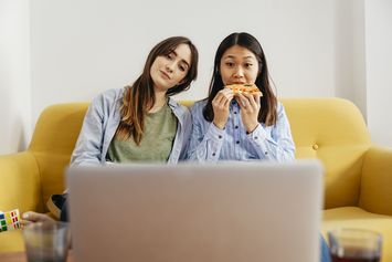 Rekomendasi Drama Korea Terbaik Sepanjang Masa yang Wajib Kamu Tonton Sekali Seumur Hidup