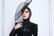 5 Gaya Syahrini Saat Comeback ke Panggung, Cincin Emerald Ditaksir Bernilai Rp116 Miliar