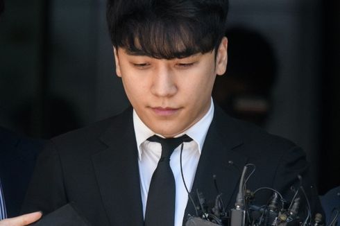 Hadiri Sidang, Akankah Seungri Ditahan?