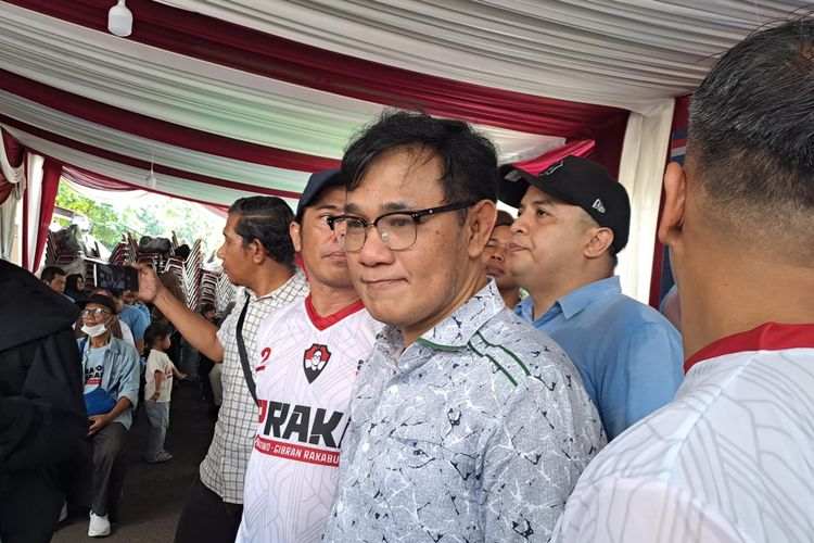 Anggota Dewan Pakar Tim Kampanye Nasional (TKN) Prabowo Subianto-Gibran Rakabuming Raka, Budiman Sudjatmiko saat ditemui di rumah Prabowo, Jakarta Selatan, Jumat (26/1/2024). 