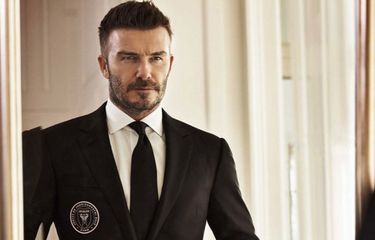 David Beckham dengan setelan Ralph Lauren berlogo Inter Miami CF