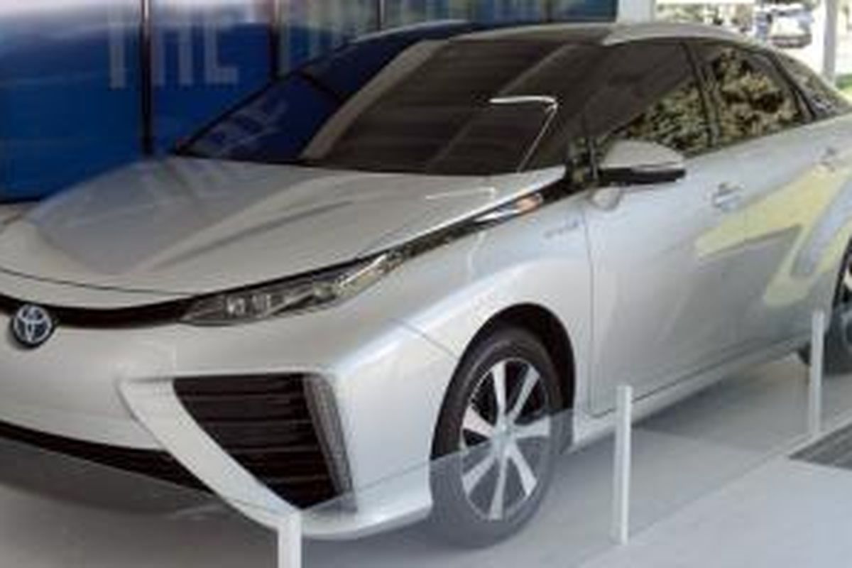 Toyota mulai perkenalkan FCV ke Amerika Serikat.