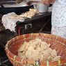 Harga Kedelai Naik, Ini Strategi Perajin Keripik Tempe di Malang Raya